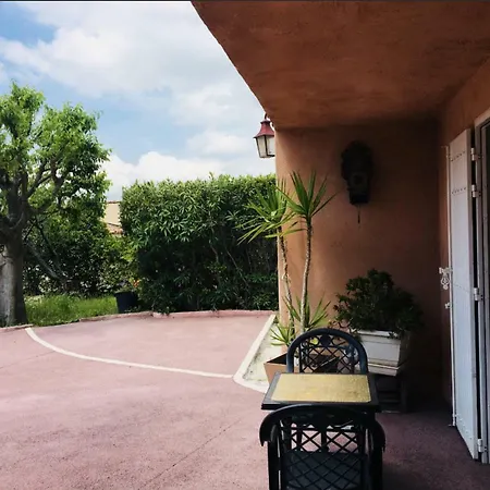 Grand R Holiday home *